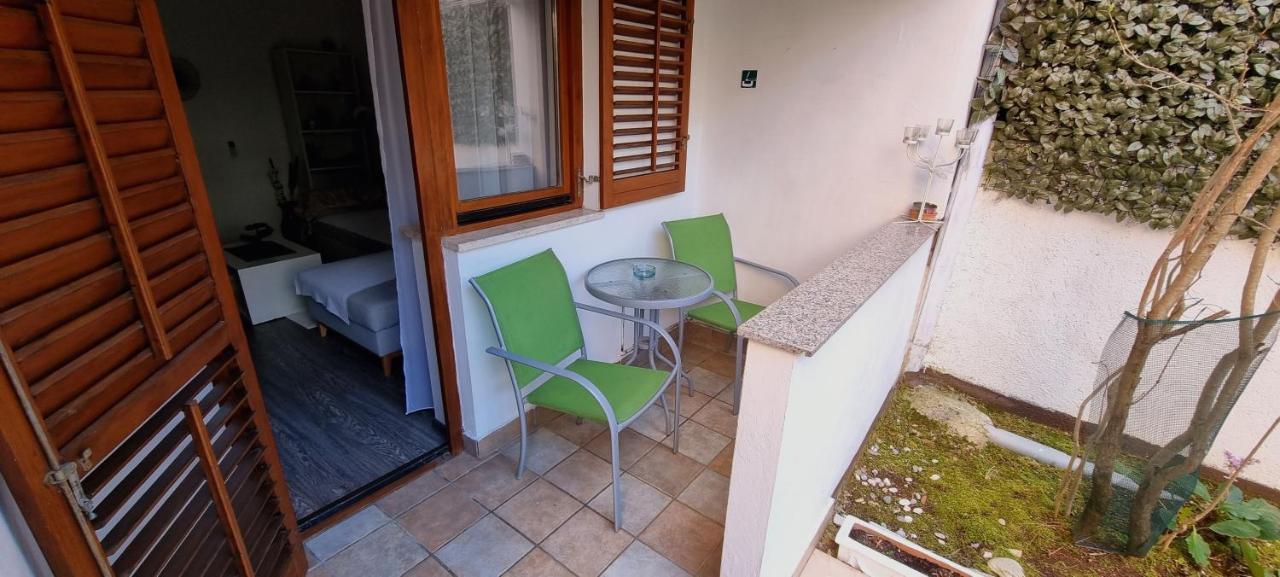 Apartment Evergreen Pula Extérieur photo